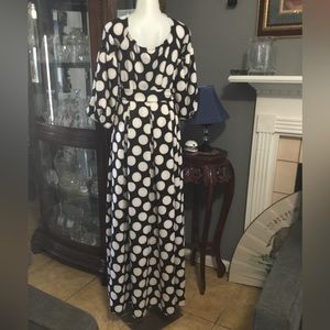 Maxi Black/White Polka Dots Dress w/ puffy sleeves